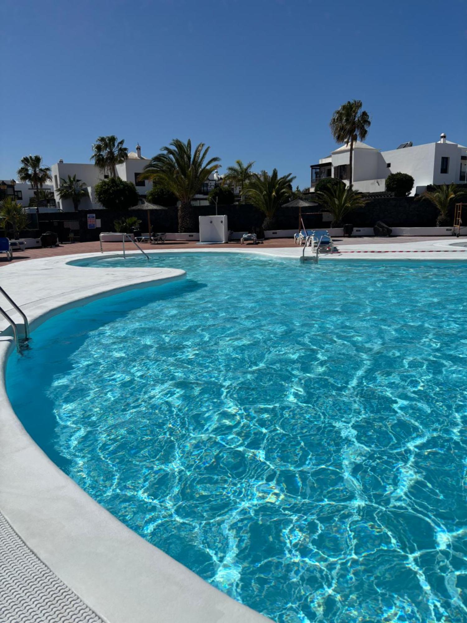 Casa Amplia Y Moderna De 3 Habitaciones En Complejo Con Piscina Costa Teguise Buitenkant foto